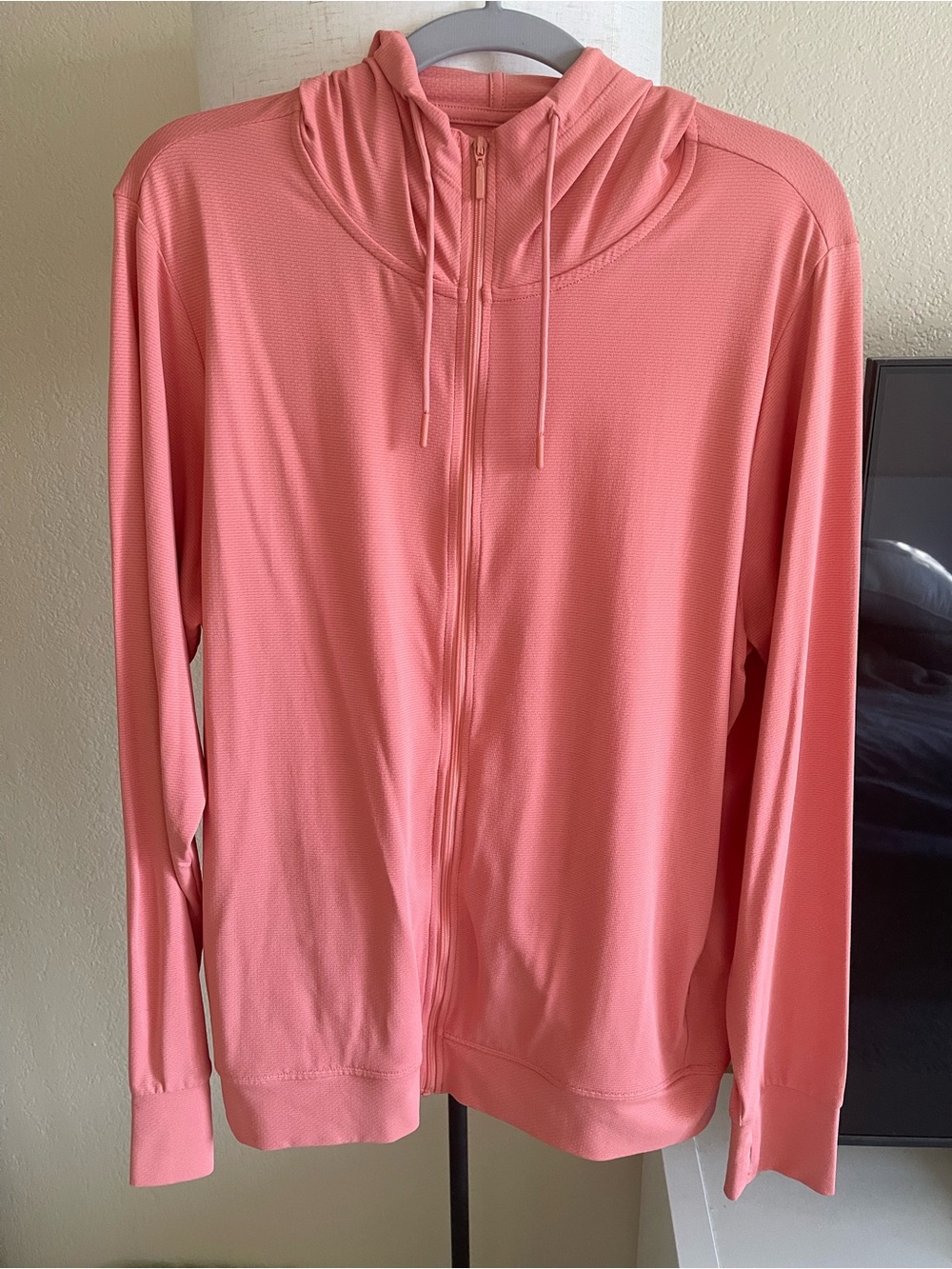 Uniqlo Women’s Zip-Up Hoodie Jacket - Coral